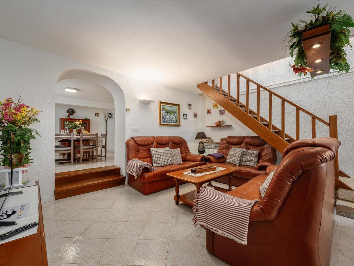 Casa Astrid By The Sea In Porec Luaran gambar
