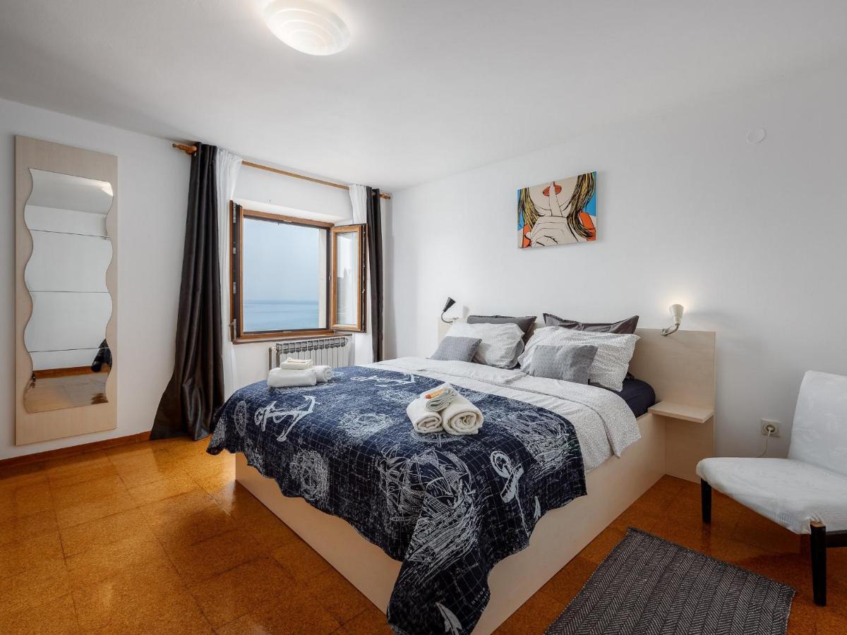 Casa Astrid By The Sea In Porec Luaran gambar