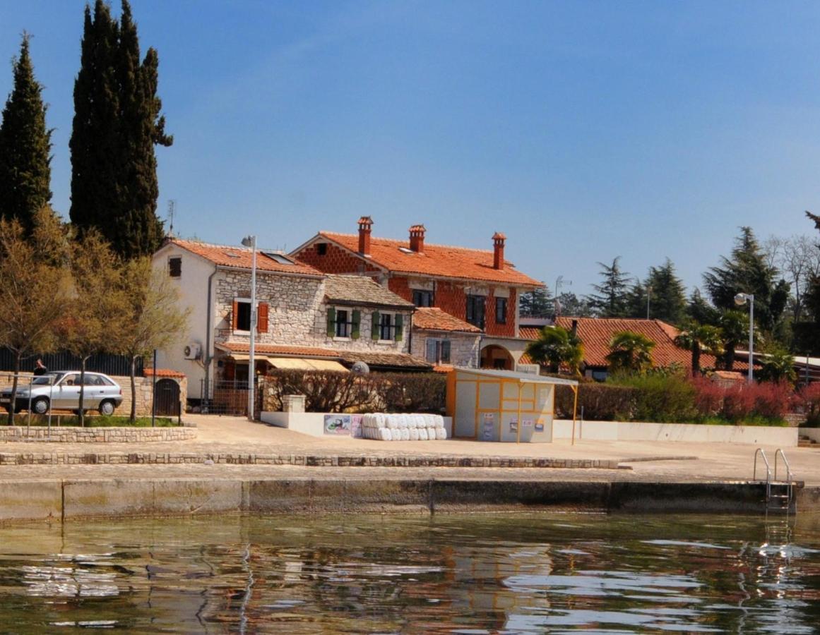 Casa Astrid By The Sea In Porec Luaran gambar