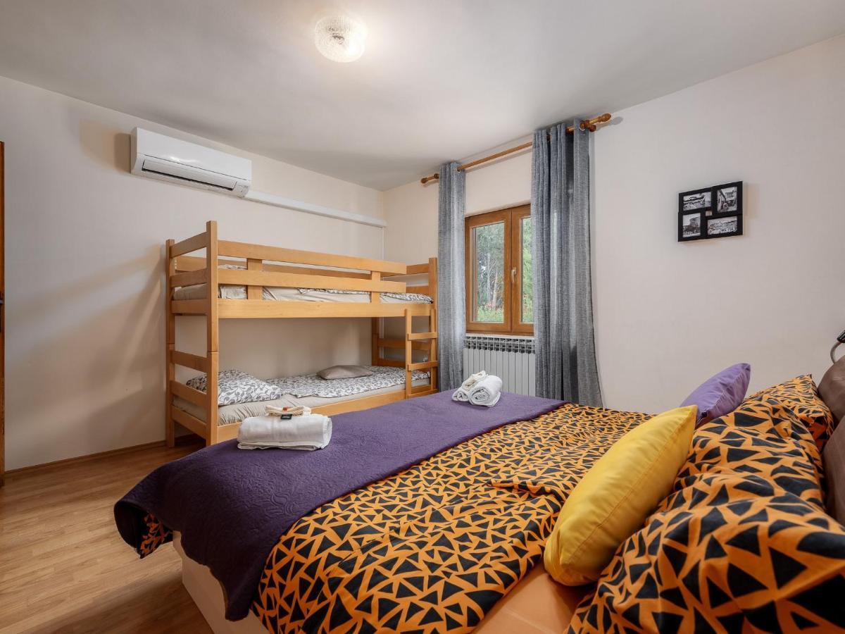 Casa Astrid By The Sea In Porec Luaran gambar