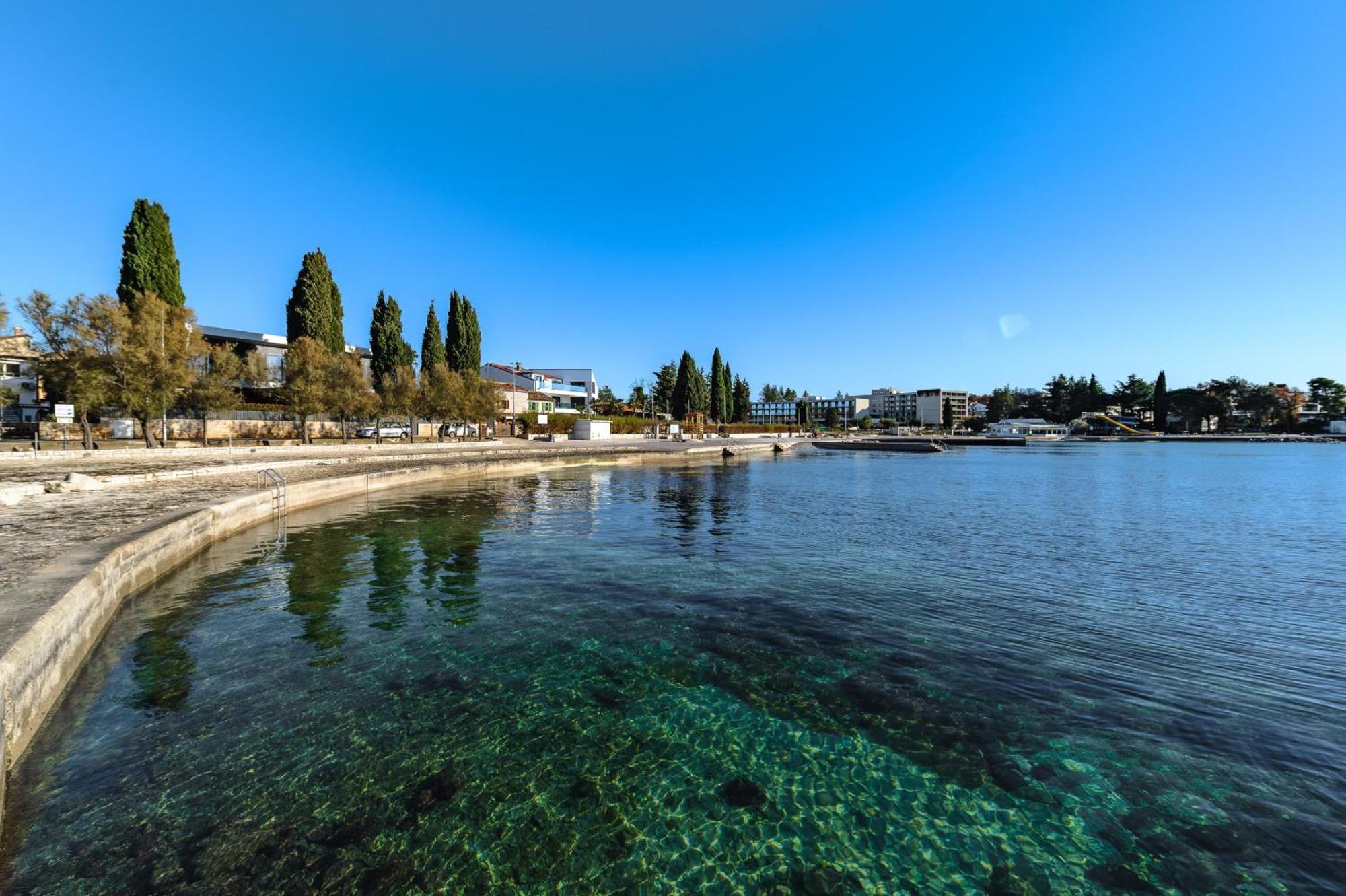 Casa Astrid By The Sea In Porec Luaran gambar