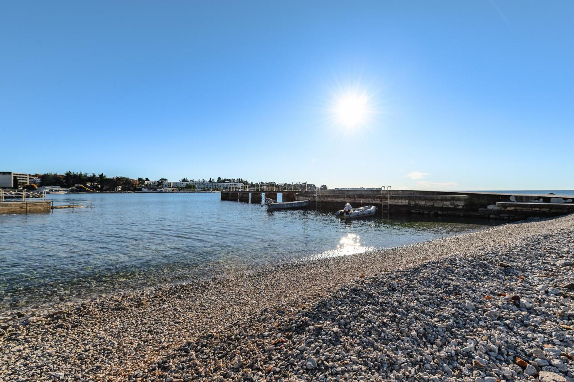 Casa Astrid By The Sea In Porec Luaran gambar
